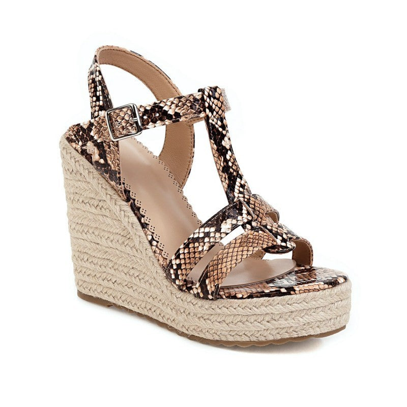 Large Size Snake Print Wedge Sandals Platform High Heel Buckle Women Summer New Ladies High Heel Sandals T4585