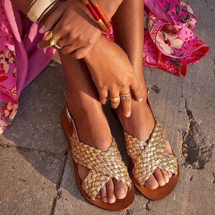 Women's round toe flat buckle sandals