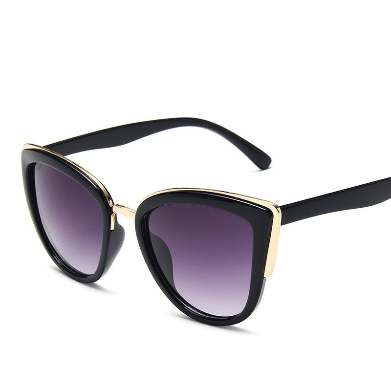 Women's Cat Eye Sunglasses – Leopard Print or Black Gradient Fashion Shades