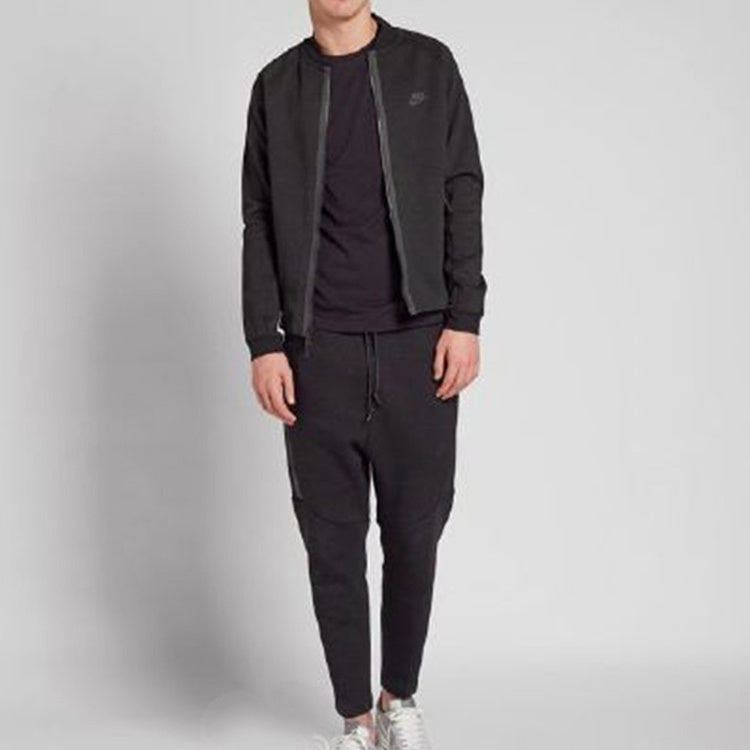 Men's  Sportswear Tech Fleece Jogger Sweatpants – Slim Fit in Wolf Grey