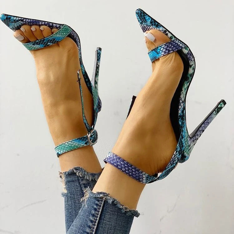 Serpentine European And American Large Size Shoes