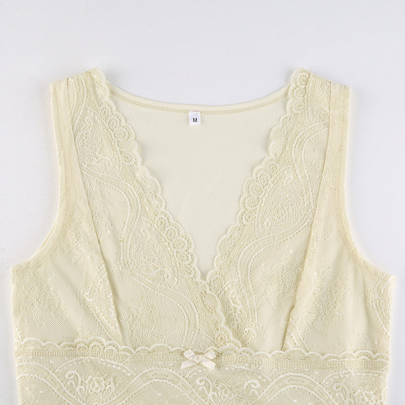 Double Layer Vest With Large V-neck Lace