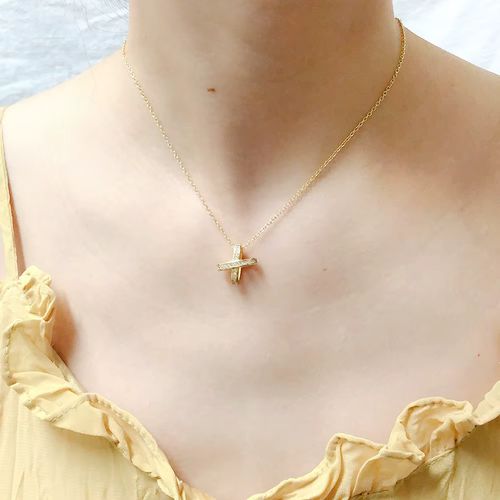 ZHOUYANG Cross Pendant Necklace - Elegant Design for Weddings