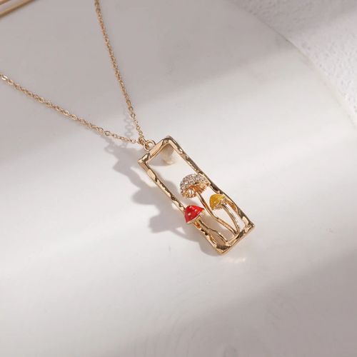 Makersland Cute Mushroom Necklace - Charming Fashion Accessory