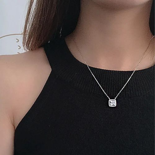 StoneAge Aesthetic Heart Pendant Necklace - Shiny Fashion Jewellery