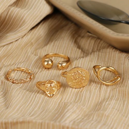 KISS WIFE Punk Golden Portrait Coin Chain Geometric Rings Set NEW Fashion Open Rings For Women 2021Trend Jewelry Gifts