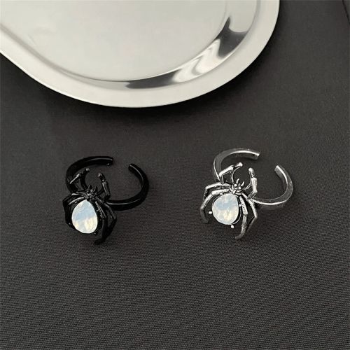 Rinhoo Gothic Spider Rings - Trendy Halloween Costume Accessories