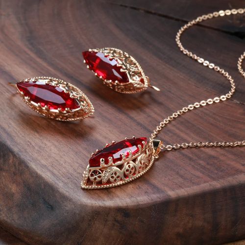 Kinel Vintage Jewelry Set - Elegant Zircon Necklace & Accessories