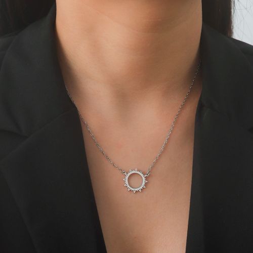 Skyrim Sun Necklace - Stylish Pendant for Everyday Wear