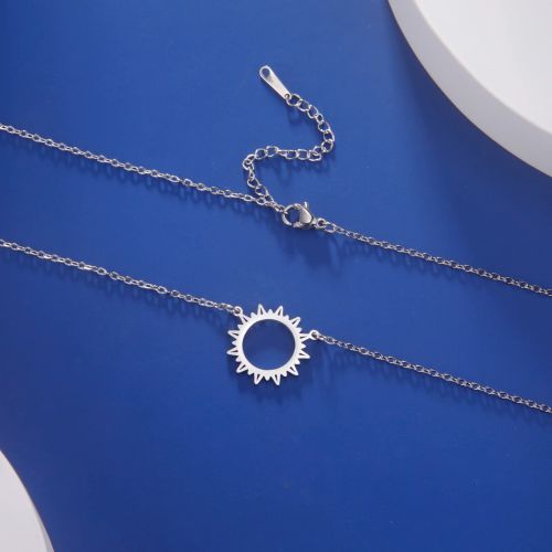 Skyrim Sun Necklace - Stylish Pendant for Everyday Wear
