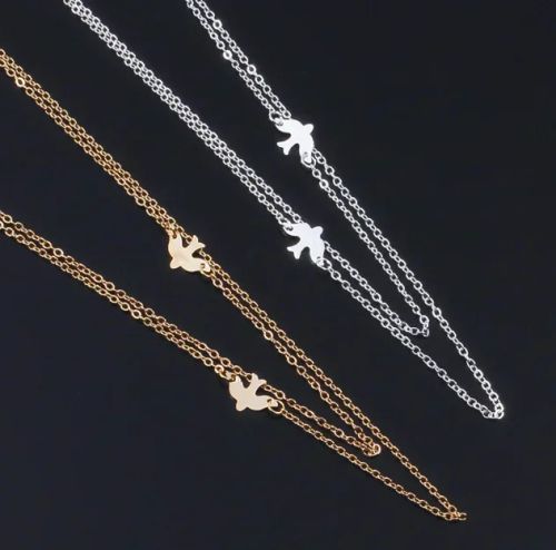 Elegant Zinc Alloy Chain Necklace - Fashionable Pendant Accessory