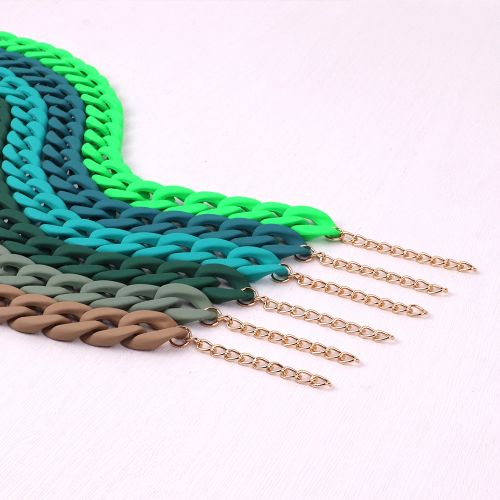 Acrylic Geometric Pendant Necklace - Trendy Fashion Jewelry