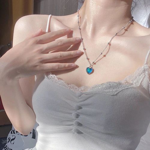 Laoloutian Heart Pendant Necklace - Trendy Mood Tracker Accessory