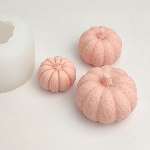 Pumpkin Silicone Mould - Versatile & Easy to Use for Baking and Crafting