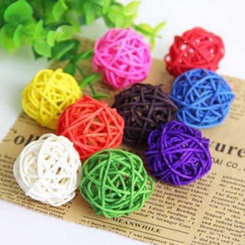 DZOMNOK Rattan Chewing Toy Balls for Parrots - Fun & Interactive Bird Toy - 10pcs color random