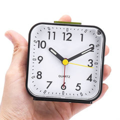 Silent Analogue Alarm Clock with Night Light & Snooze Function - black