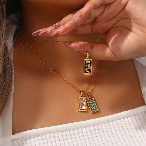 MamacitaSlay Zircon Moon Pendant Necklace - Trendy Fashion Accessory