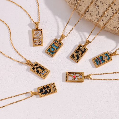 MamacitaSlay Zircon Moon Pendant Necklace - Trendy Fashion Accessory