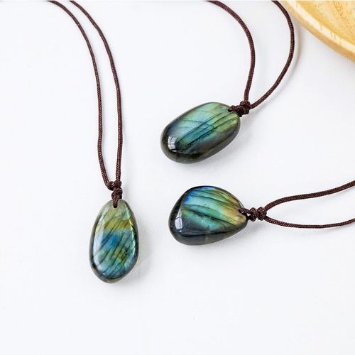 Natural Labradorite Pendant - Healing Energy - Unisex Necklace