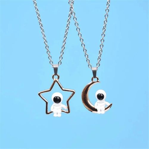 Cute Cartoon Astronaut Necklace - Fashionable Couples Pendant
