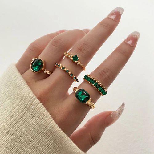 KISSWIFE Vintage Green Gem Rings Set - Elegant Fashion Finger Rings