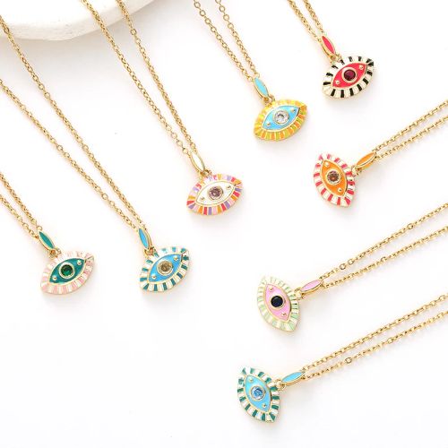 Stainless Steel Pendant Necklace - Durable Fashion Accessory