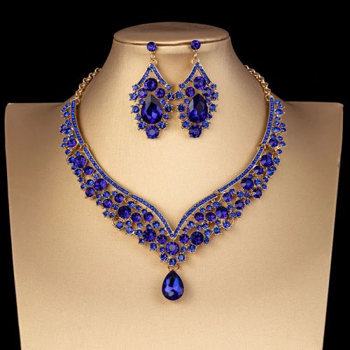 Itacazzo Exquisite Necklace & Earring Set for Weddings & Parties
