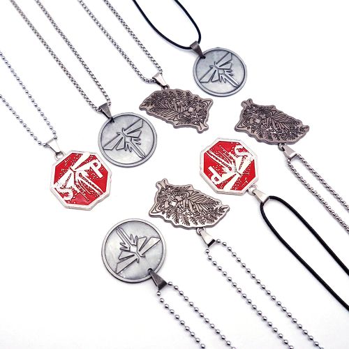 Trendy Arrow Pendant Necklace - Fashionable Statement Piece