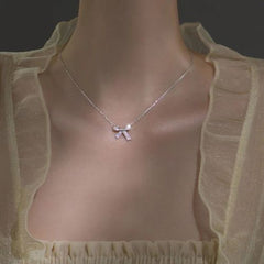 FOMALHAUT Trendy Bowknot Pendant Necklace for Stylish Occasions