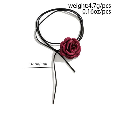 Ingemark Flower Pendant Necklace - Chic Multi-layer Necklace for All Occasions