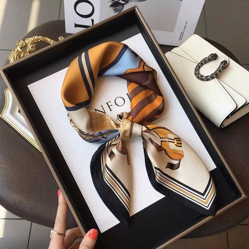 JTVOVO Luxury 70x70CM Printed Scarf - Versatile Fashion Accessory