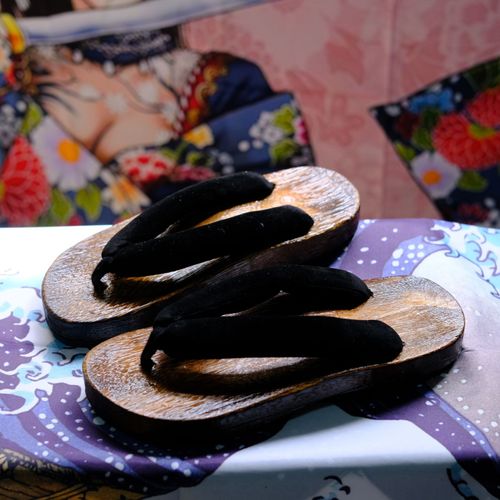WHOHOLL Japanese Geta Flip Flops - Unique Cosplay Shoes & Slippers