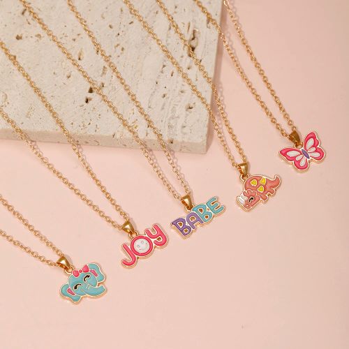Meirenpeizi Cute Animal Pendant Necklace - Fashionable Elegance