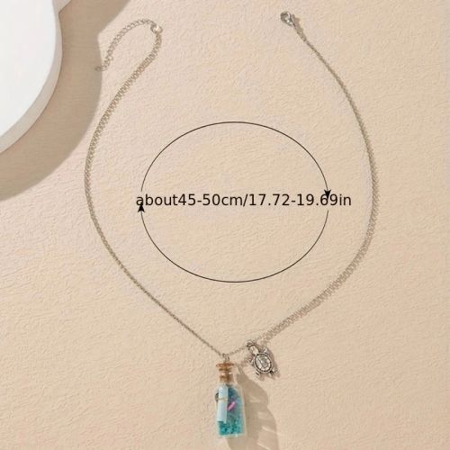 Colourful Vintage Pendant Necklace – Unique Fashion Accessory
