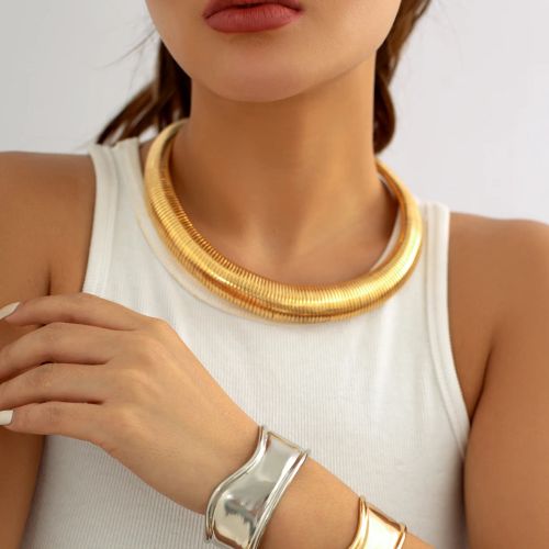 Ingemark Geometric Mood Tracker Torque Necklace - Fashion Accessory