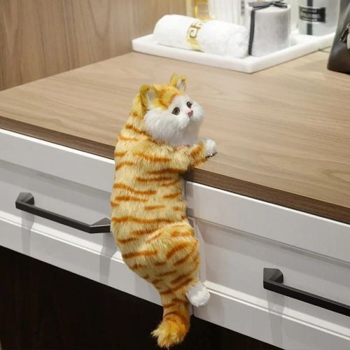 Soft Plush Cat Toy - Adorable Design for Comfort & Play