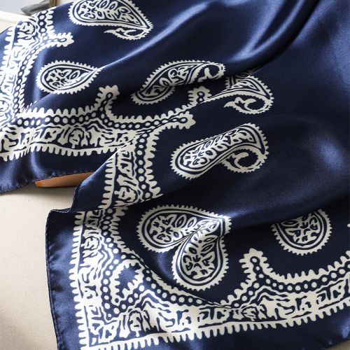 SENAIFEI Floral Scarf - Multifunctional Design for All Seasons