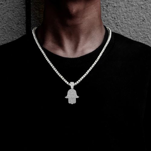 Stylish 4mm Rhinestone Pendant Necklace - Fashion Statement Jewelry