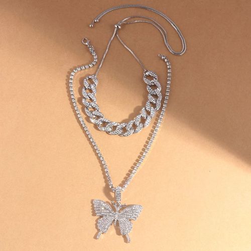 Big Butterfly Pendant Necklace - Fashionable Zinc Alloy Accessory
