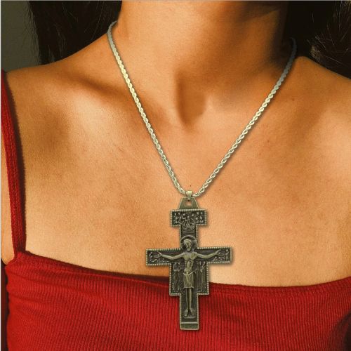 RechicGu Vintage Gold Cross Necklace - Faith-Inspired Elegance