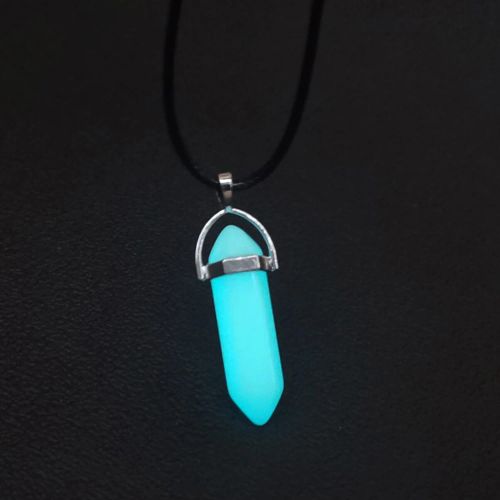 YiYuYiHua Fluorescent Crystal Quartz Pendant Necklace - Elegant Accessory