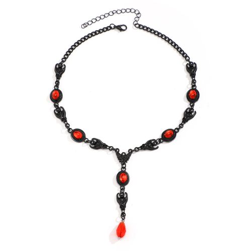 Ingemark Geometric Crystal Pendant Necklace for Stylish Occasions