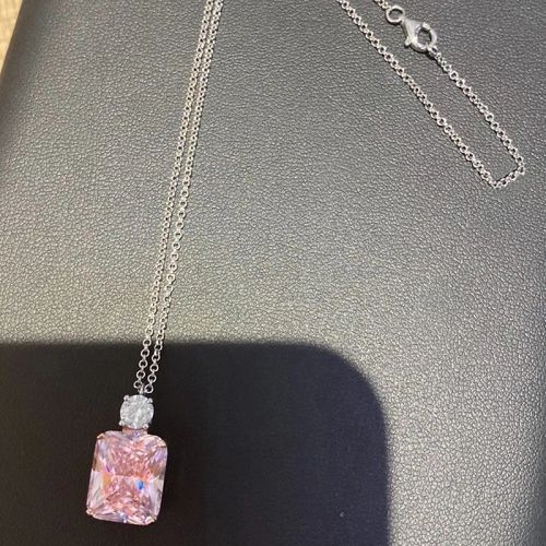 Huitan XL1013 Geometric Pendant Necklace - Trendy Fashion Accessory - 45cm / XL1013