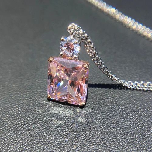 Huitan XL1013 Geometric Pendant Necklace - Trendy Fashion Accessory - 45cm / XL1013