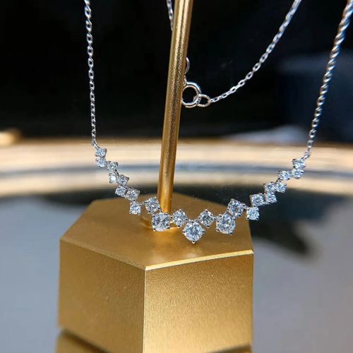 Huitan XL168 Geometric Pendant Necklace - Trendy Fashion Piece - XL168