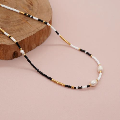 Go2Boho Handmade Geometric Glass Necklace for Stylish Occasions - ZZ-N23062002A