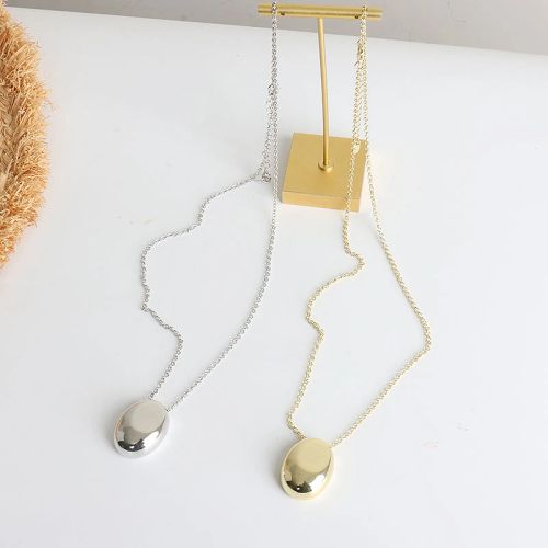 Trendy Geometric Pendant Necklace - Fashionable Zinc Alloy Accessory