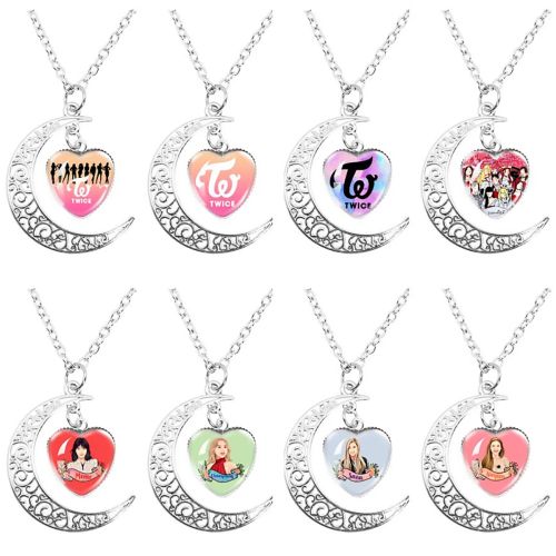 MSCHENGDORIS Trendy Moon Pendant Necklace for Party Style