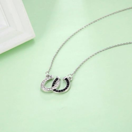 Kkjoy Crystal Hoof Pendant Necklace - Stylish & Durable Necklace Gift - Horseshoe buckle