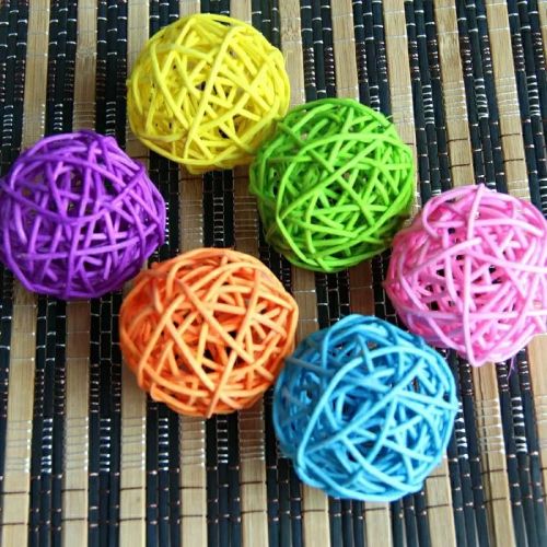 Colourful Rattan Ball Bird Toy - Stimulating Play for Small Pets